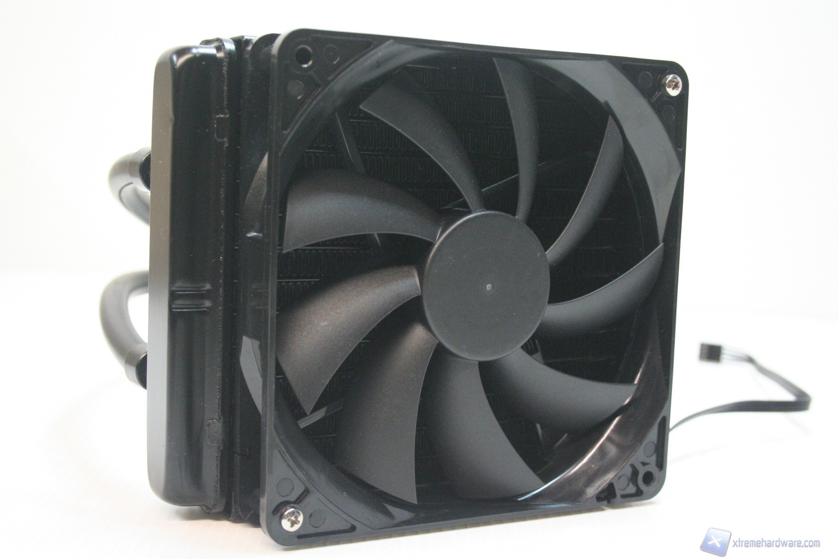 00057 CORSAIR H90