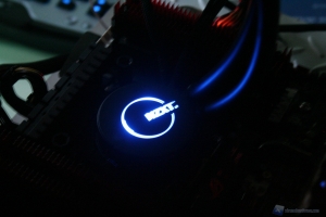 00067 NZXT_X40